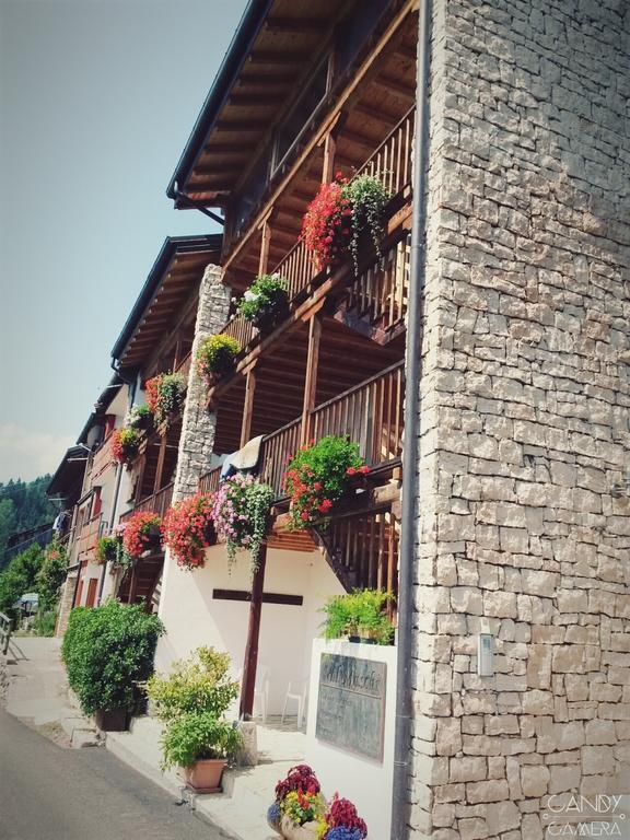 B&B Val Maschi Lamon Bagian luar foto
